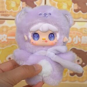 Yooki V4 Take A Bite of Bear Plush Pendant Taro Bear